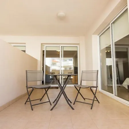 Avlida * Paralimni