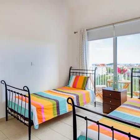 Avlida Apartment *