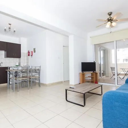 Apartment Avlida