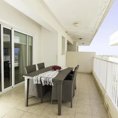 Avlida Apartment Paralimni