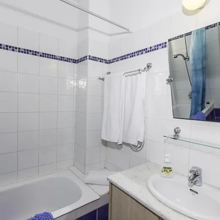 Avlida Apartment *